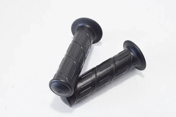 01683 - COPPIA MANOPOLE LIBERTY LUNGHEZZA 125MM Popolare