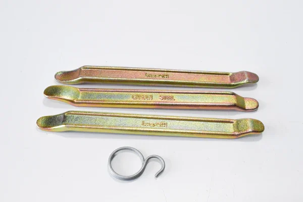 Consegna Rapida 4960 - LEVA SMONTAGGIO COPERTONI DA 40MM