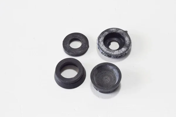 Economico 09857 - SERIE PARAOLIO POMPA FRENI APE P 50 - AP