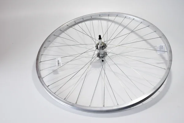 Novità SERU0245 - CERCHIO RUOTA POSTERIORE BICI 28 6-7 VELOCITA' IN ALLUMINIO - PERNO IN ACCIAIO