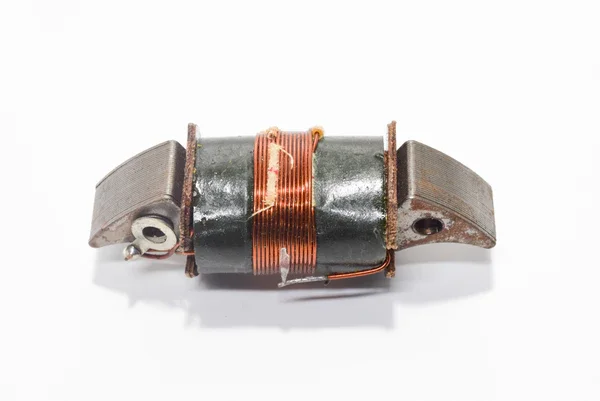 Promozione Esclusiva 1507705 - BOBINA BASSA TENSIONE VESPA 50-125 1967>1982