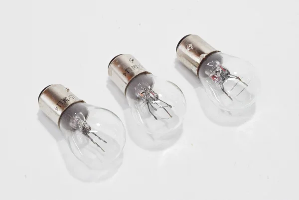 Direttamente Dal Produttore 203330KIT 3PZ - KIT 3 LAMPADA 'HERT' BILUCE 6V-3/15W BAY15D