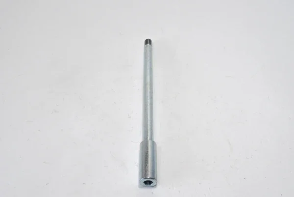 Offerta Speciale AP8225354 - ASSE RUOTA ANTERIORE APRILIA RS 50CC >2005