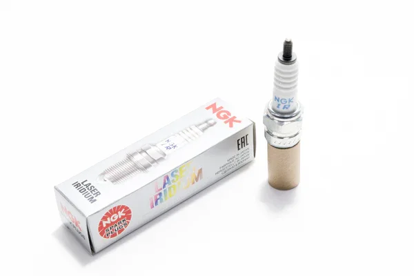404300935 - CANDELA NGK CR9EIA-9 Offerta Limitata
