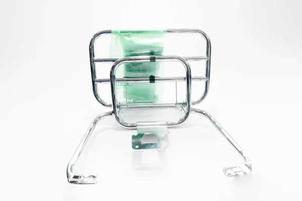 01545C - PORTAPACCHI POSTERIORE CROMATO CON RIBALTINA VESPA LX 50-125-150 2005>2014/VESPA LXV 2005>2014 Consegna Rapida