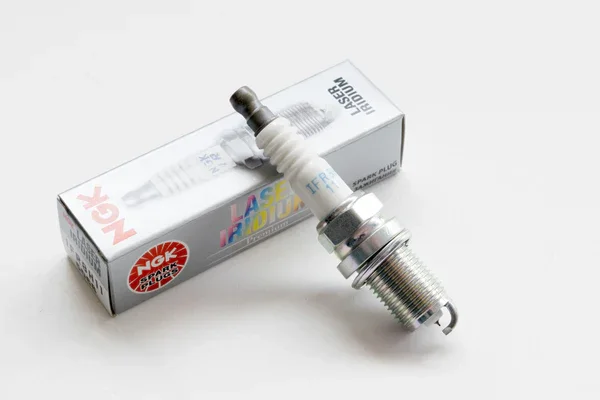 Compra Oggi Stesso N6302081 - CANDELA IFR8H-11 IRIDIO STOCK NR.5068