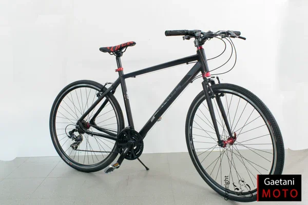 Promozione Esclusiva TRK6621A - BICI UOMO TREKKING-KLASS BIKE- RED66 21V DA 28''