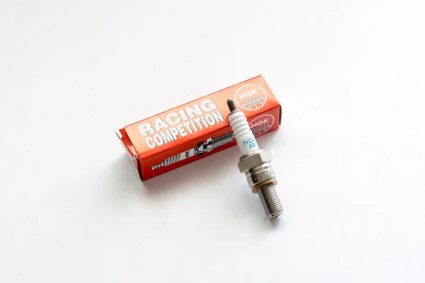 Offerta Speciale N5245010 - CANDELA NGK R0045Q-10 STOCK NR.4216