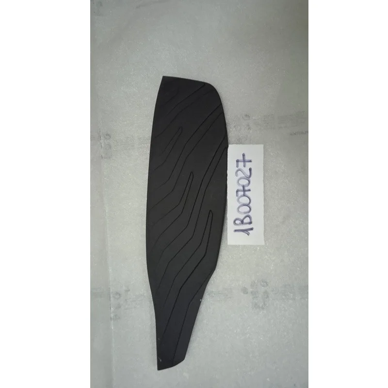 Offerta Lampo TAPPETO IN GOMMA SX PIAGGIO BEVERLY 300 HPE E5